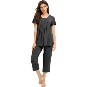 imageWiWi Viscose from Bamboo Pajamas for Women Capri Pants Pajama Sets Short Sleeve Sleepwear Set Top with Capris Pjs SXXLAcharcoal Heather